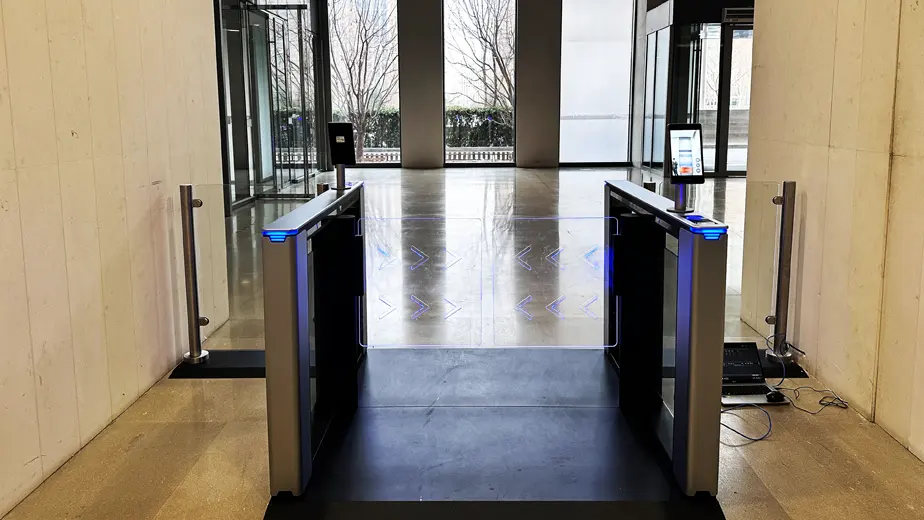 Gezichtsherkenningstoegangscontrolesysteem